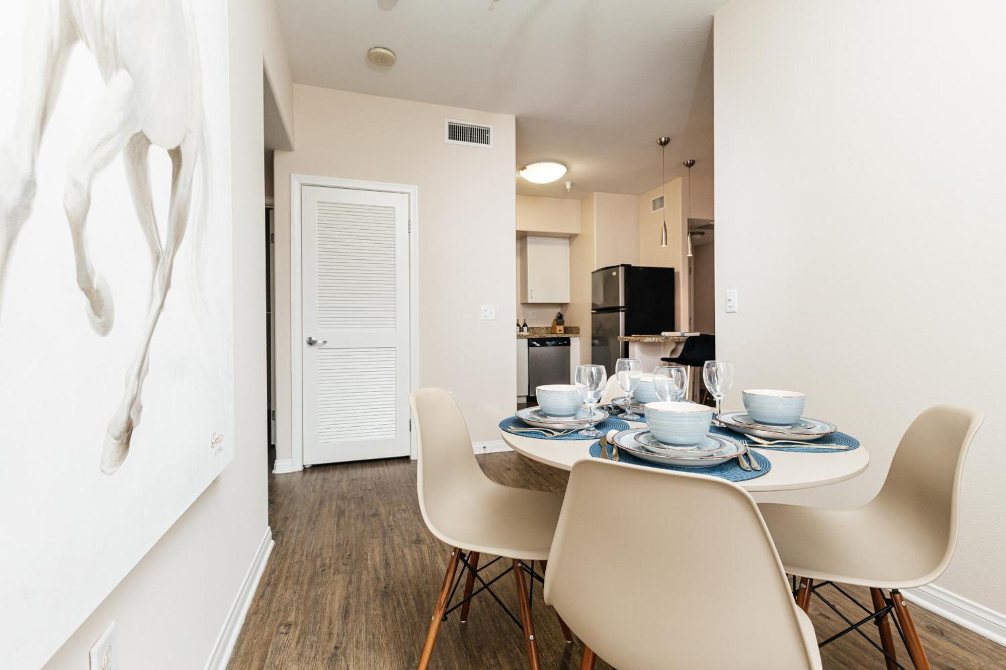 Appartement Stunning 2 Bedroom Near By The Grove
